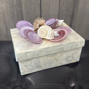 Shimmering Sea Shell Trinket or Jewelry Box With Decorative Shell Top